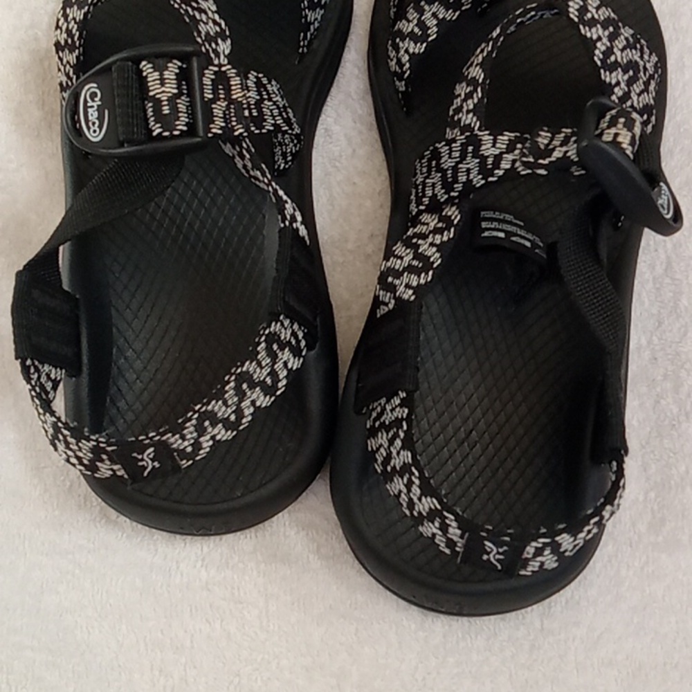 Chaco Women's Sandals - Black and White Pattern Size 8 Womens - Picture 7 of 10